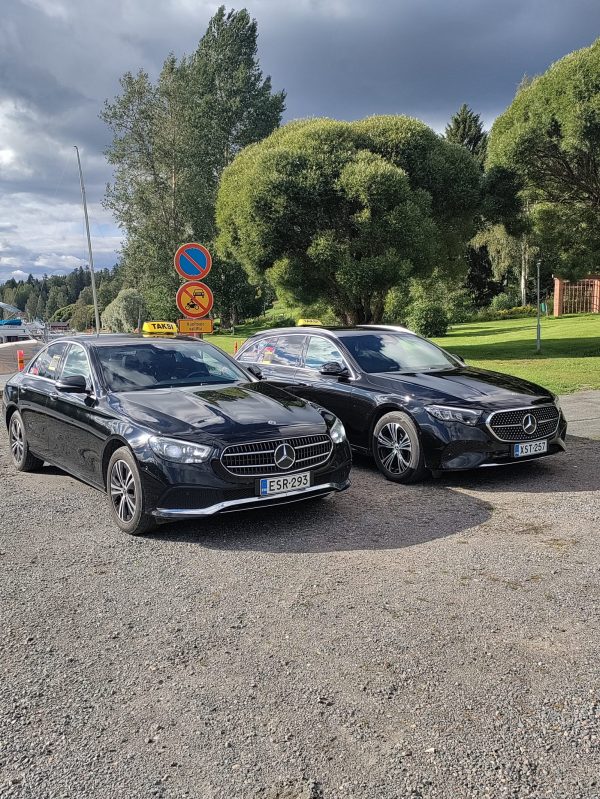 Taksi Virrat Mercedes-kalusto 2024